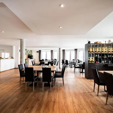Hotel Sternplatz B&B Ehingen - Self Check-In Hotel Ehingen (Alb-Donau)