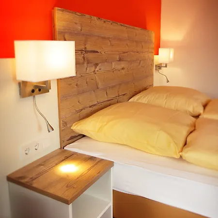 Sternplatz B&B Ehingen - Self Check-In Hotel 3* Ehingen (Alb-Donau)